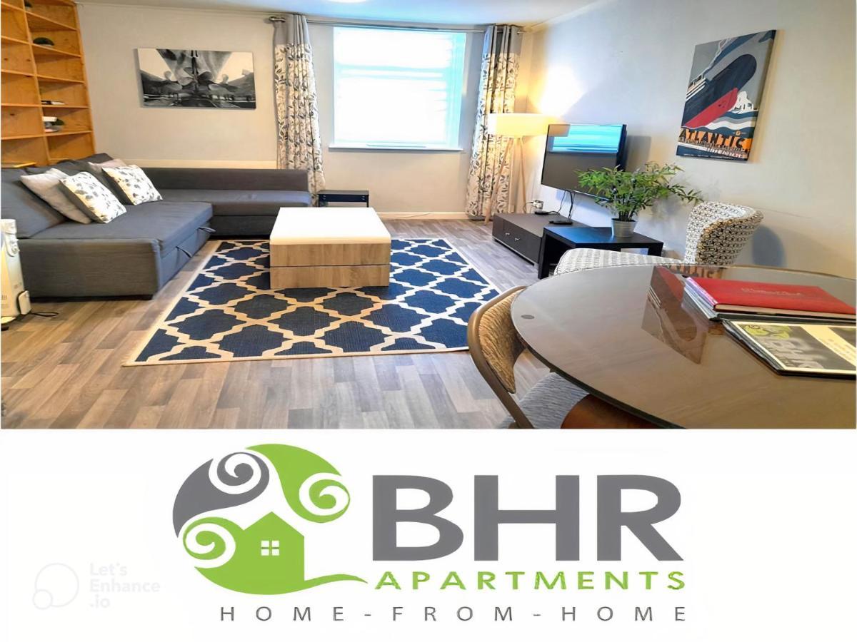 Excellent Location - City Centre - Parking - 4 Beds -2 Bedrooms Belfast Exteriér fotografie