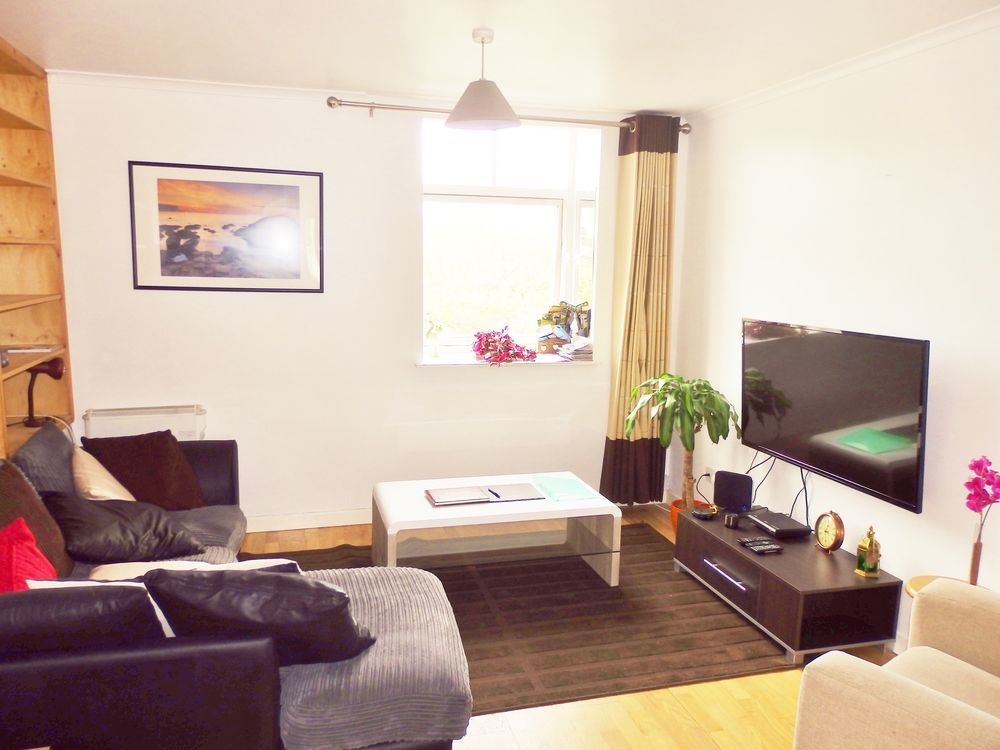 Excellent Location - City Centre - Parking - 4 Beds -2 Bedrooms Belfast Exteriér fotografie